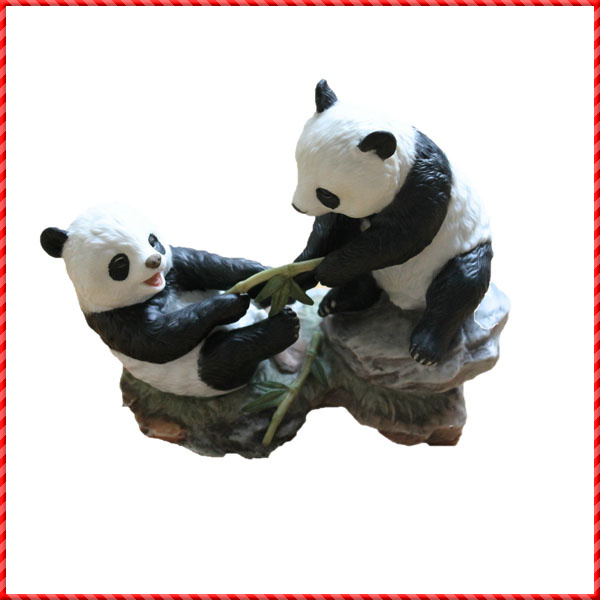 panda figurine-011